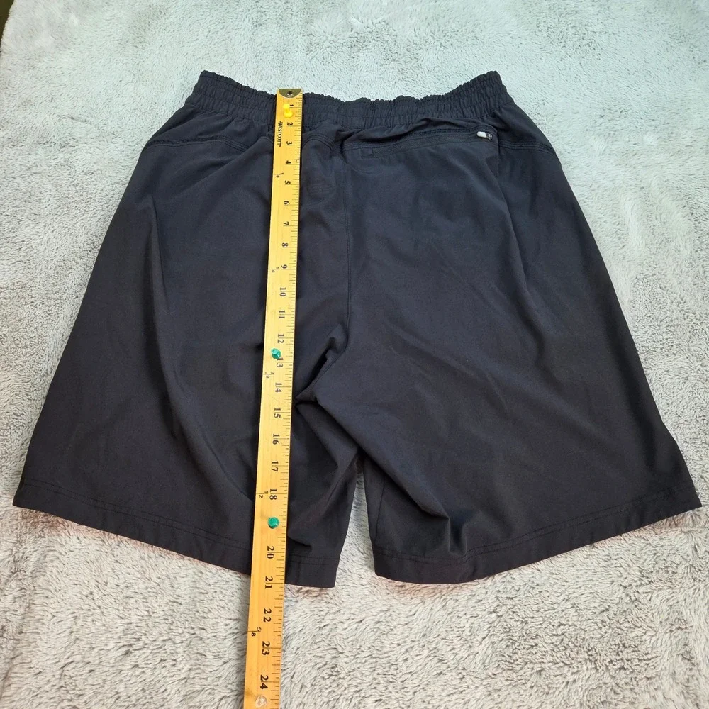 REI Co-op Active Training Shorts Mens M 9 Inseam Pockets Drawstring Black Shorts
